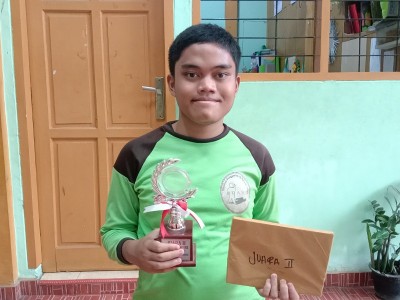 Juara 2 Lomba Badminton O2SN, FLS2N, LKSN Kota Padang