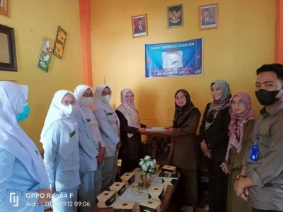 Serah terima mahasiswa  Stikes Mercu Bakti Jaya Prodi Terapi Bicara untuk Pratikum di SLB Autisma YP